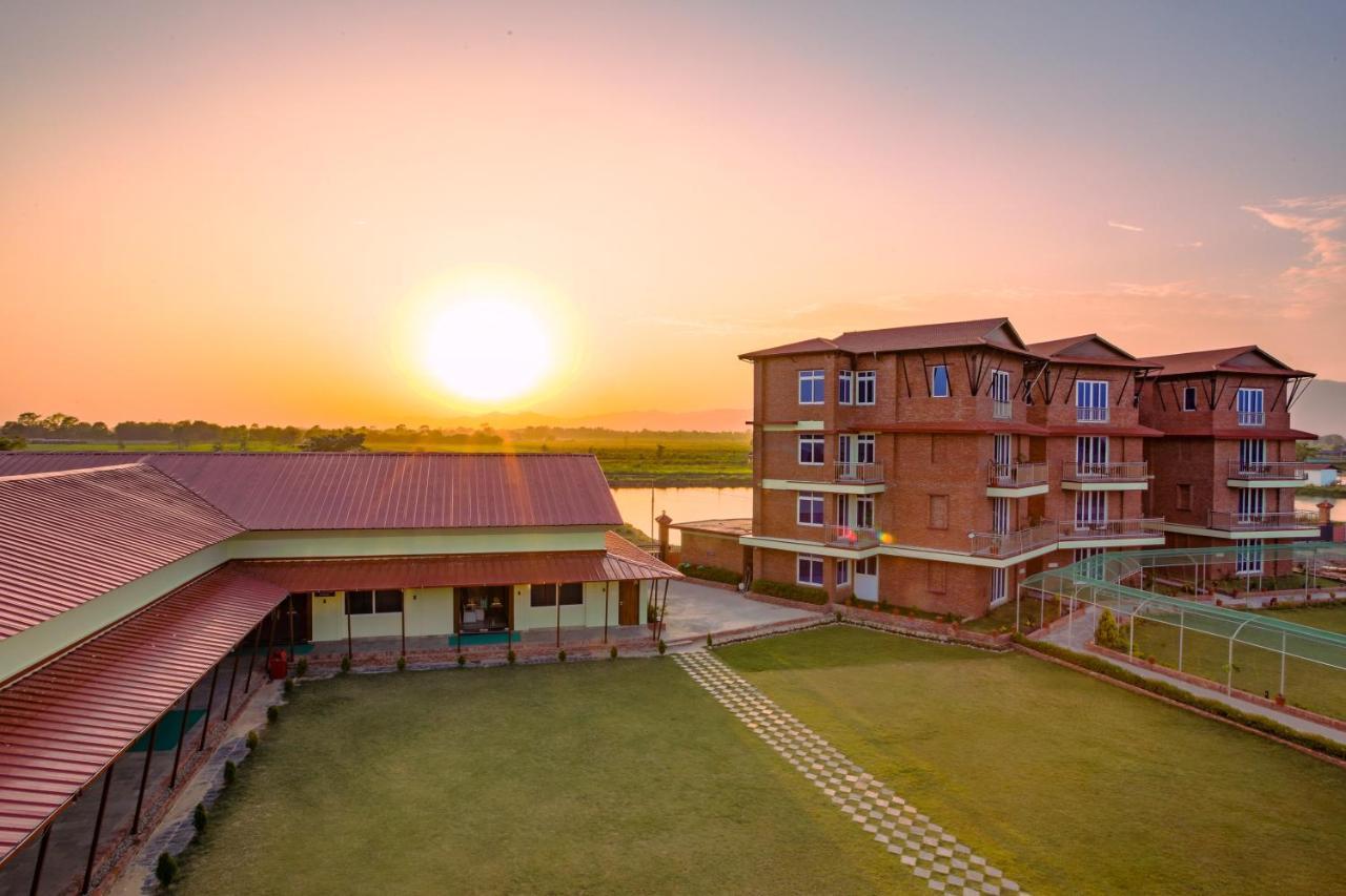 Lumbini Green Resort Bhagwanpur Экстерьер фото