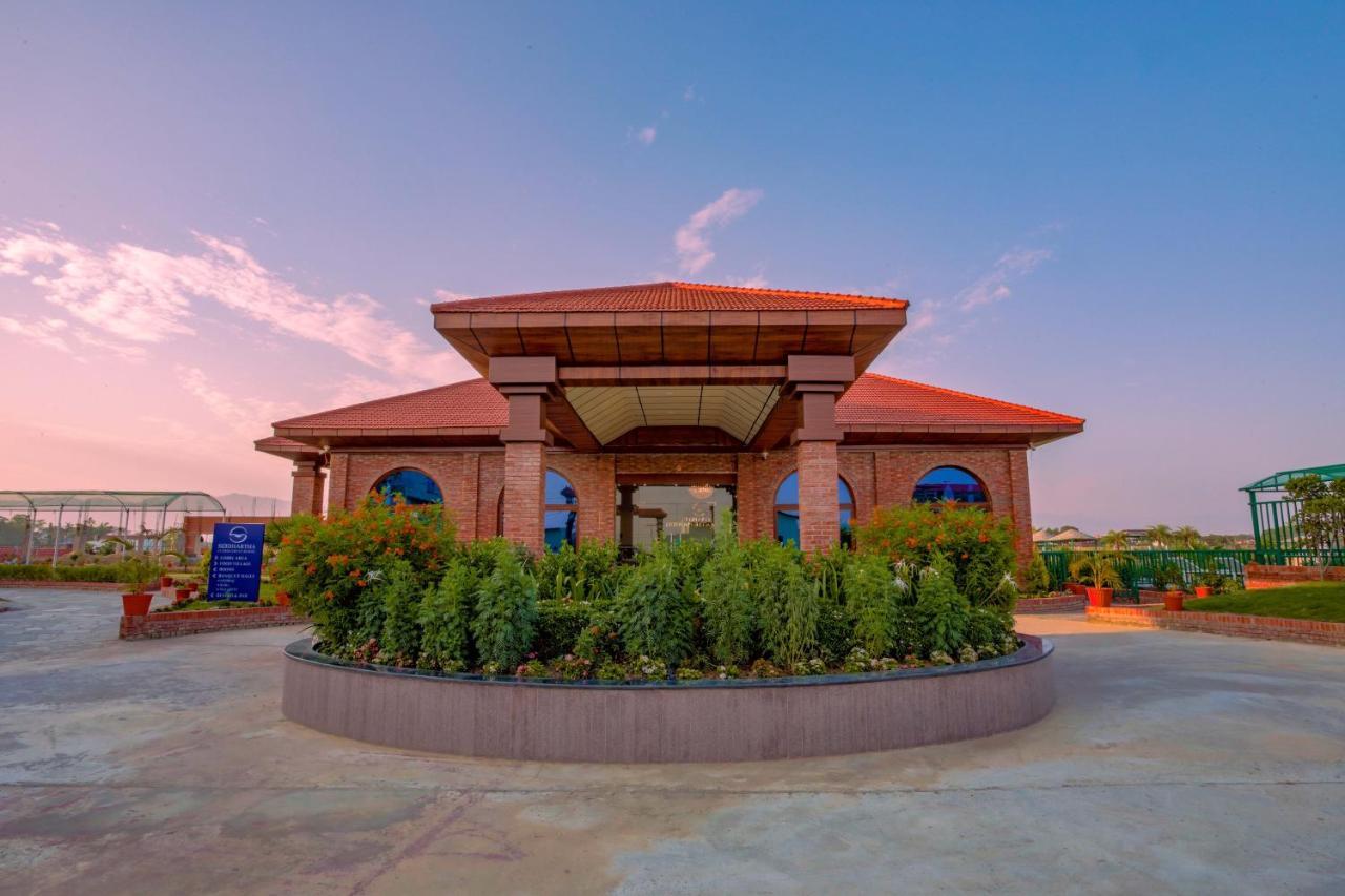 Lumbini Green Resort Bhagwanpur Экстерьер фото