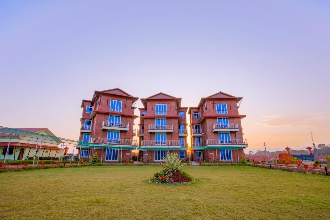 Lumbini Green Resort Bhagwanpur Экстерьер фото