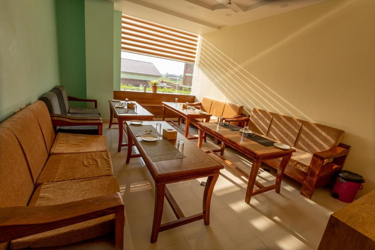 Lumbini Green Resort Bhagwanpur Экстерьер фото